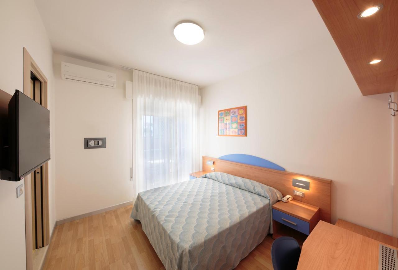 Hotel Riviera Caorle Exterior foto