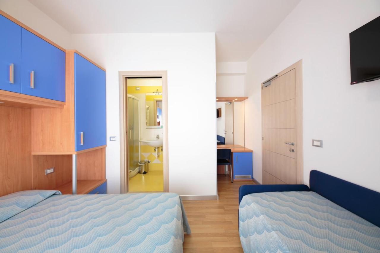 Hotel Riviera Caorle Exterior foto