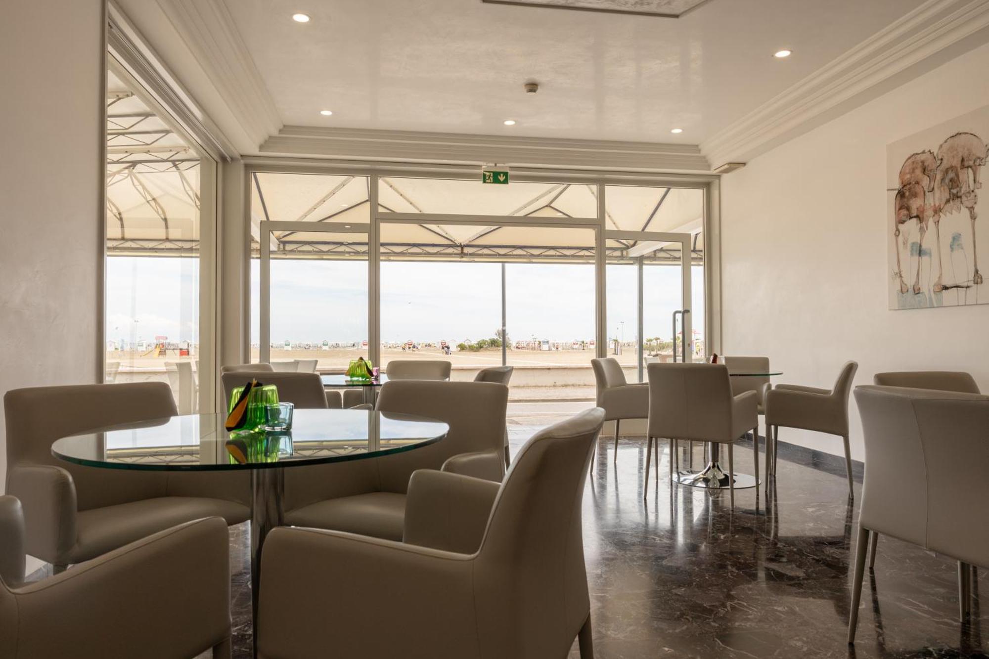 Hotel Riviera Caorle Exterior foto