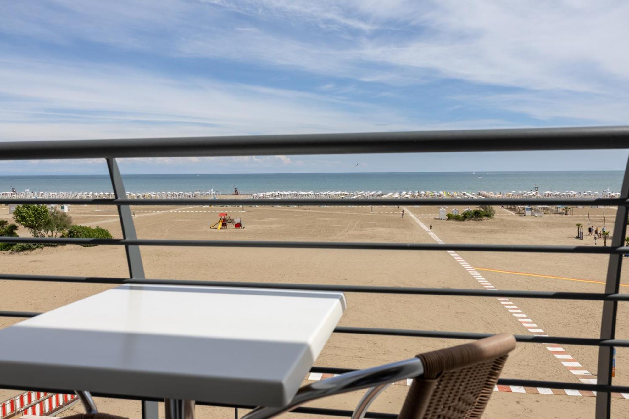 Hotel Riviera Caorle Exterior foto